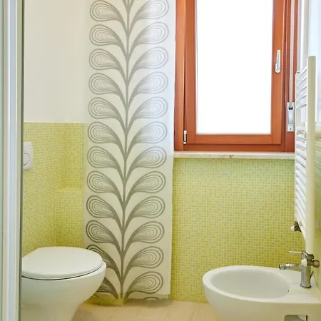 Moderno Monolocale In Citta Con Parcheggio Privato